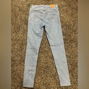 Levi’s 720 High Rise Super Skinny Jeans